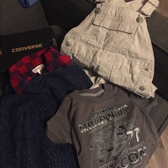 Box of boy clothes / toddler clothes - Picture 3 of 5